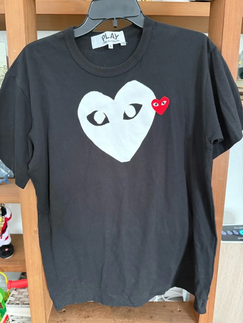 Emblem Cotton Tee - Picture 3 of 7